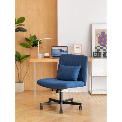 American Classic, chaise de bureau en lin bleu, base en aluminium croisée, conception ergonomique, hauteur réglable, pivotant sur 360 °, chaise carrée pour espaces de travail intérieur revêtue de lin doux et mécanisme d'inclinaison, avec