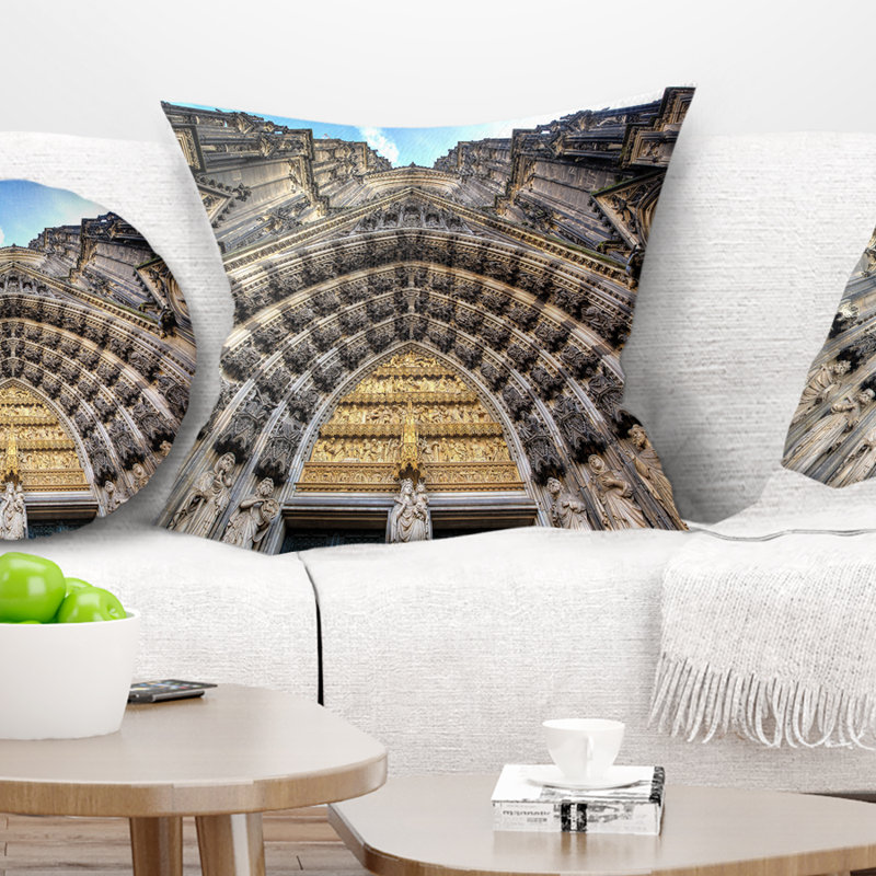 Oreiller cityscape facade of the dom, oreiller of city, 18 po x 18 po, Coussin décoratif