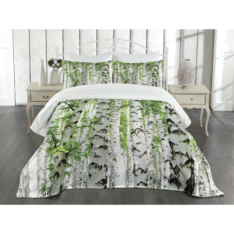 Ambesonne Forest Bedspread Wildlife Nature, King Bedspread + 2 Standard Shams