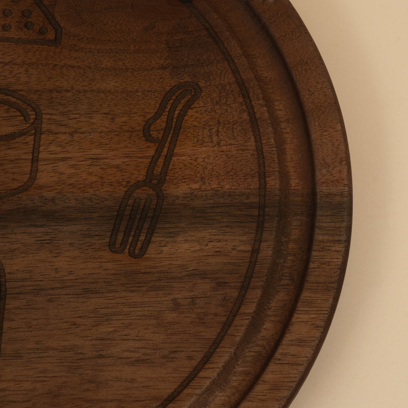 Plateau à fromage rond de 28 cm en bois de manguier avec des motifs alimentaires gravés | Plat de service décoratif