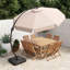  Parasol de patio en porte-à-faux courbé et luxueux avec base stable-644499363
