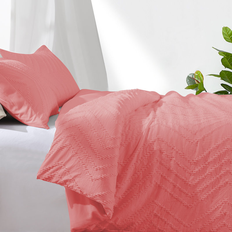 Bohemian Polyester Machine Tufted Duvet Cover, King Duvet Cover + 2 King Pillowcases, Pink Stripe