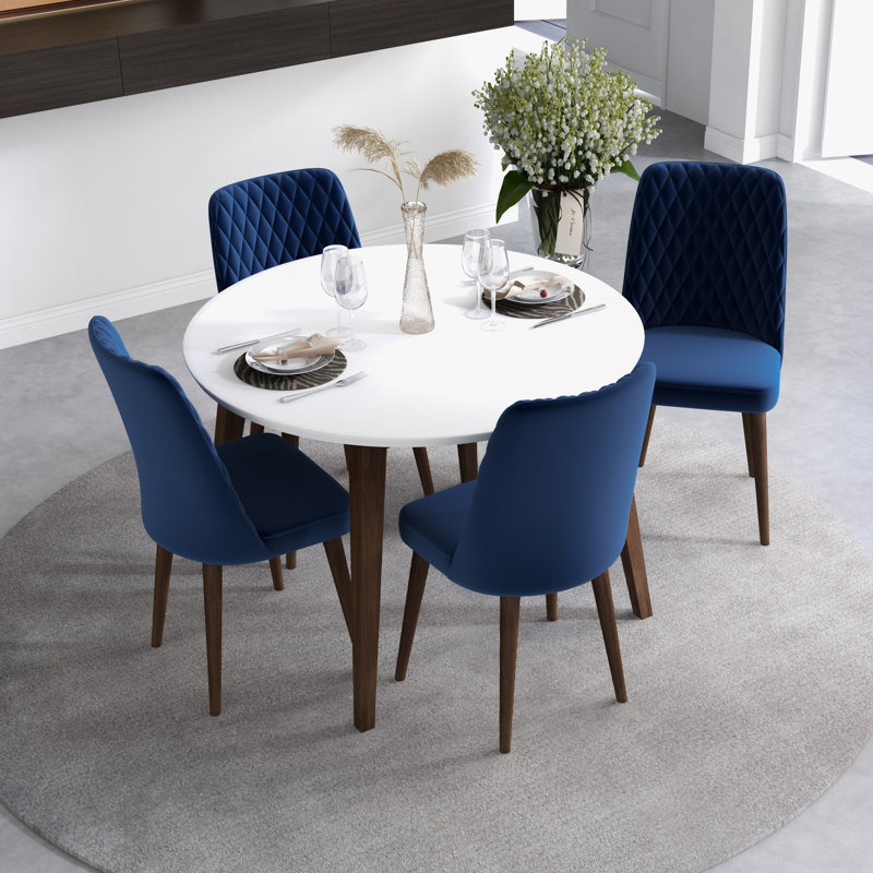 Hilmije 4 - Person Solid Wood Solid Wood Top Four Leg Dining Set