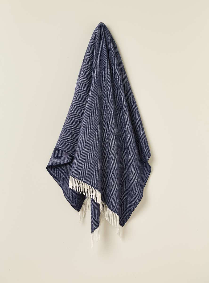 Merino Lambswool Throw/Blankets Hand Woven Blanket, Navy Herringbone