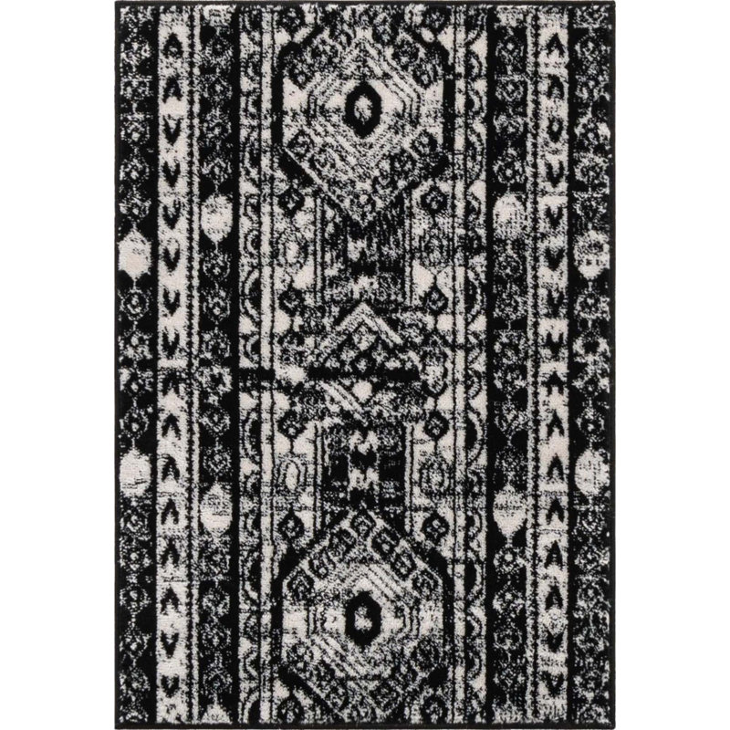 Ibaad Geometric Indoor Rug, Rectangle 2'2" x 3'1"