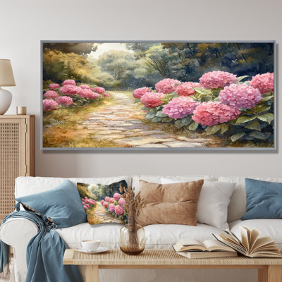 Hydrangées par le chemin de pierre I - hydrangées, art mural sur toile