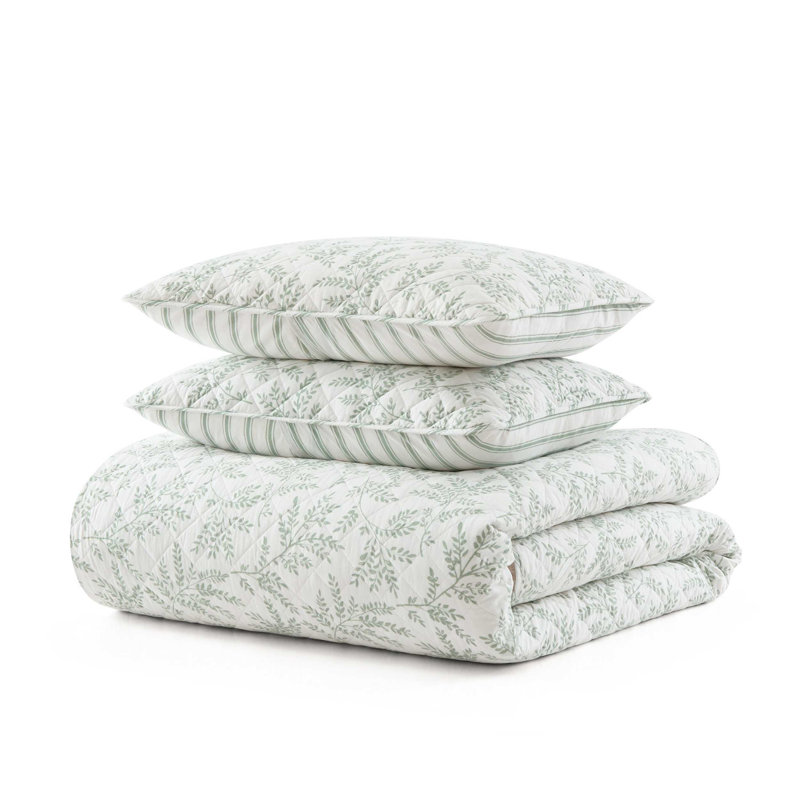 Martha Stewart Murray Leaves Cotton Reversible Green Quilt Set, Queen Quilt + 2 Standard Shams