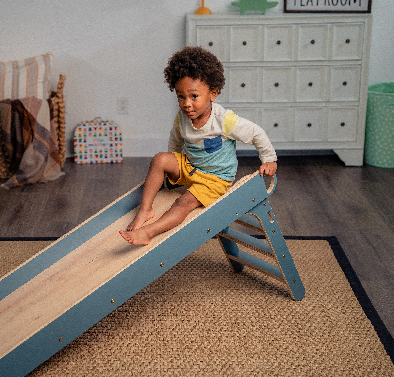 Avenlur 16.3'' W Wood Freestanding Slide