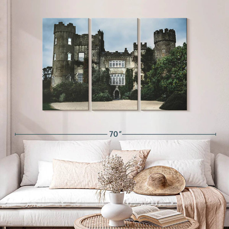 Lilie Malahide Castle, 32" H x 50" W