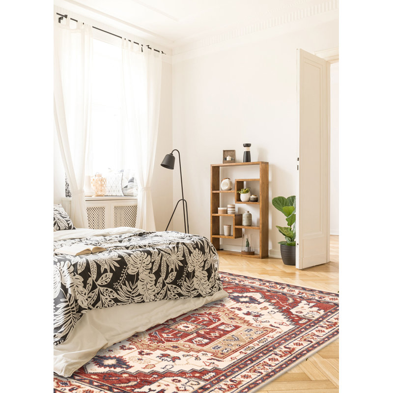 Jules Serapi Cream Rug 5'5" x 7'5"