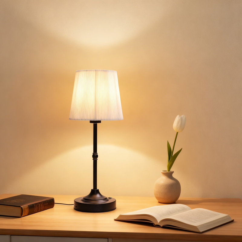 Lampe de table rechargeable sans fil avec gradation continue, lumière de bureau à commande tactile sans fil, abat-jour en tissu pour le chevet, la table de chevet et le salon