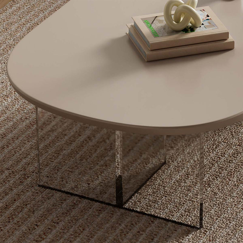 Table basse beige en bois manufacturé et ovale, 13.78" H x 39.37" L x 19.69" W