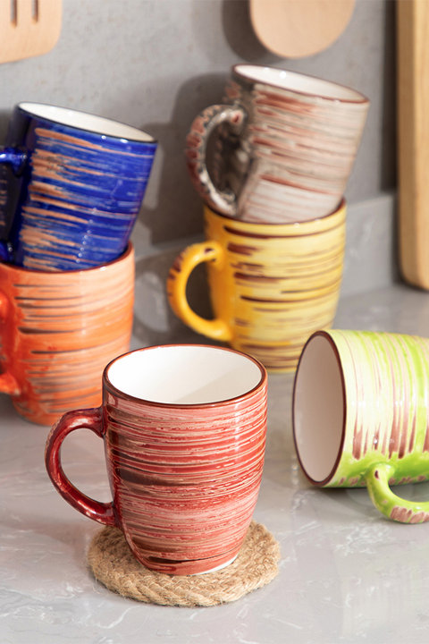 Mugs