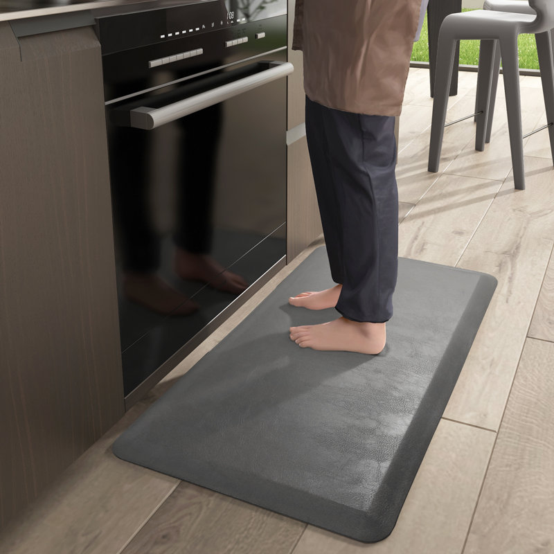 Tapis anti-fatigue Jahzlynn, Rectangle 1 pi 8 po x 3 pi 3 po, Gris foncé