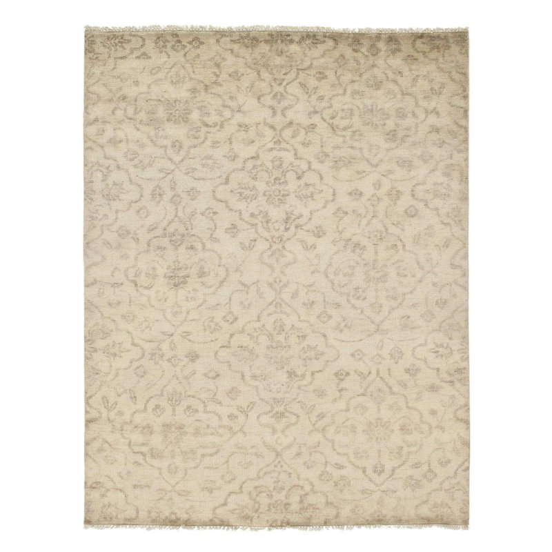 Floral Area Rug in Ivory