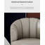 Chaise simple et moderne en cuir et métal pour le salon et la chambre à coucher.