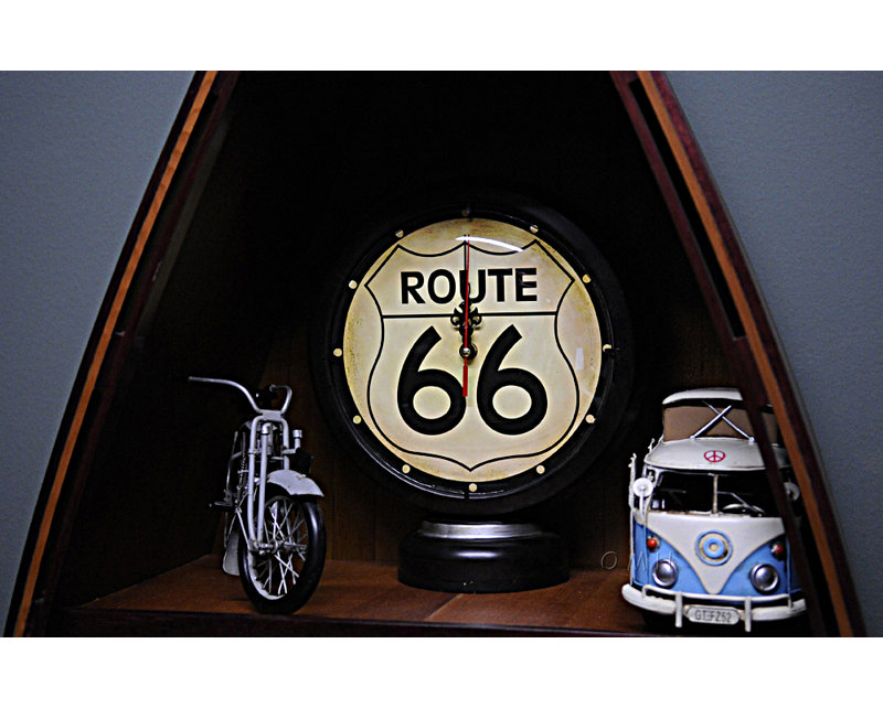 Rustic Atomic Tabletop Clock in Black Gold