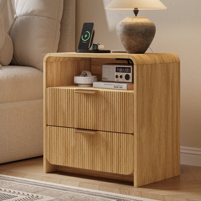 Table de chevet 25 po H 2 tiroirs avec station de charge, armoire de chevet cannelée moderne pour chambre à coucher, profil profilé incurvé
