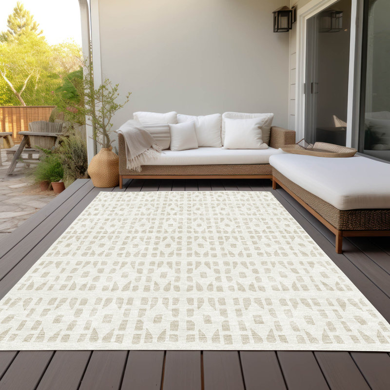 Ivory Geometric Synthetic Flat Woven 5' x 7' Rug