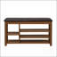 Un long banc à langer réglable en hauteur en bois d'hévéa naturel est livré avec un siège confortable, un espace de rangement dissimulé et de grands compartiments de rangement