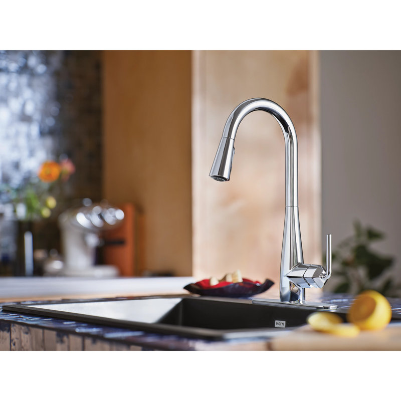 Crisan Single Handle Pulldown Kitchen Faucet in Chrome, Chrome