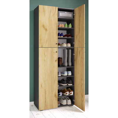 18 - Pair Shoe Rack