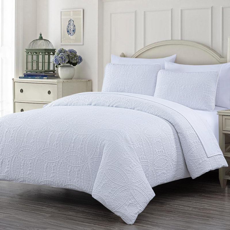 Liam Microfiber 7 Piece Bed in a Bag Comforter Set, Queen Comforter + 6 Additional Pieces, White