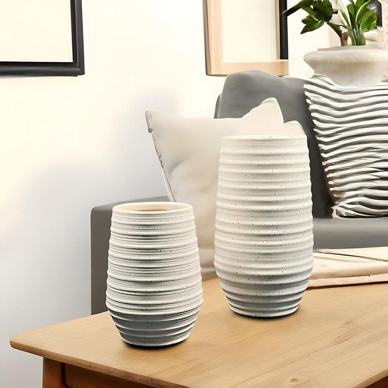 Bocana Ceramic / Porcelain Table Vase