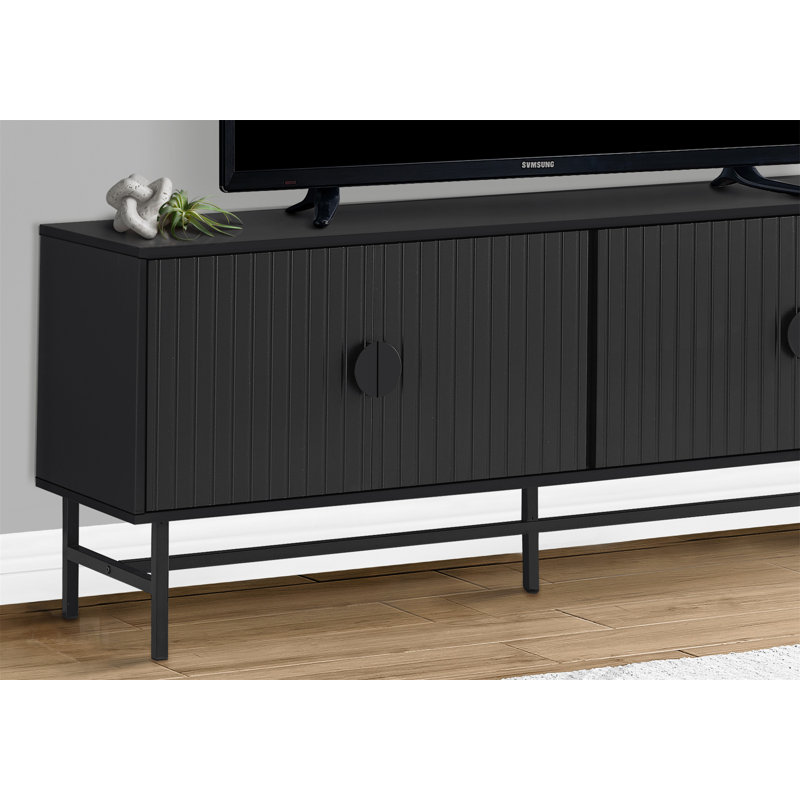 Meuble télé élégant et fonctionnel avec beaucoup de rangement, gestion des câbles et assemblage facile pour les espaces de vie modernes
