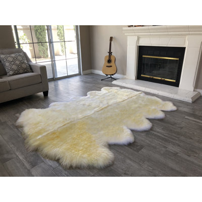 Amaranta Performance Sheepskin Indoor Rug