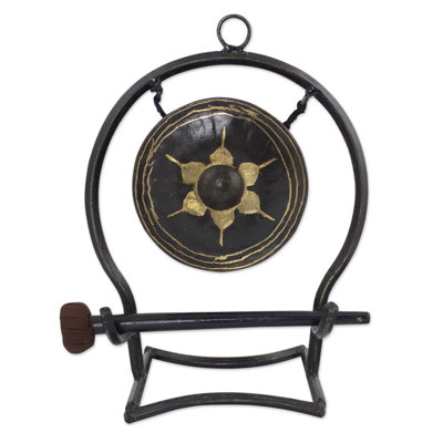 Sculpture gong en fer et cuivre thaï harmonieux Bromelia