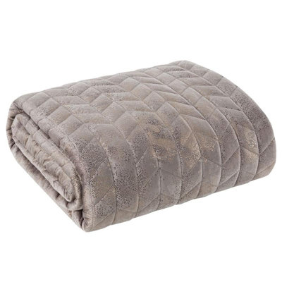 Janini No Pattern Bedspread