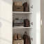 Armoire 3 portes avec design élégant