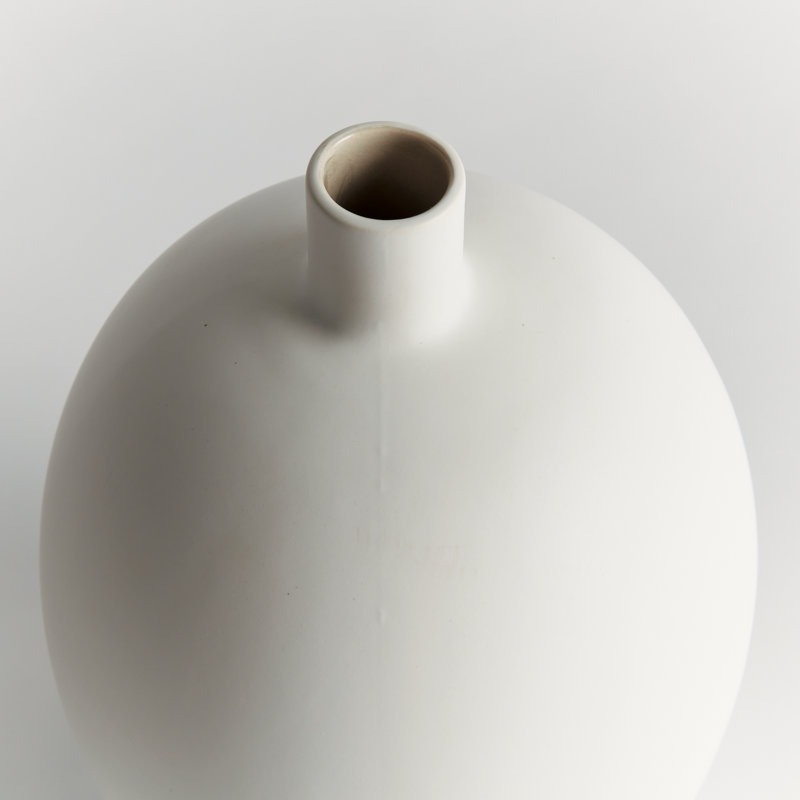 Vase Isaid, H 12,5 po x l 9 po x P 9 po, Blanc