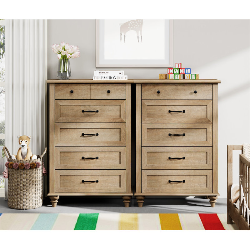 Cameryn Kids 10 - Drawer Dresser, Oak