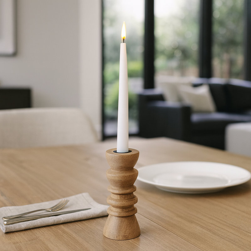 Porte-bougie effilé en bois Modern Modern, H 6 po x l 2,5 po x P 2,5 po