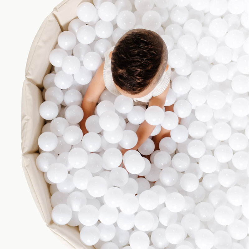 Gathre Ball Pit, Ivory
