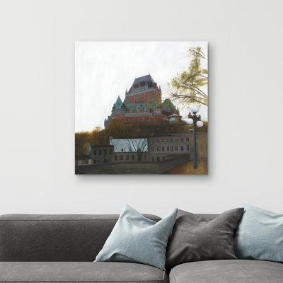 Le château de frontenac in autumn - 32"x32" art on canvas
