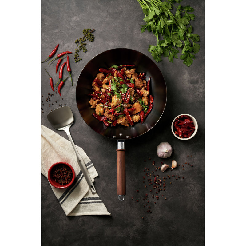 Dragon 11.81" Carbon Steel Wok with Lid