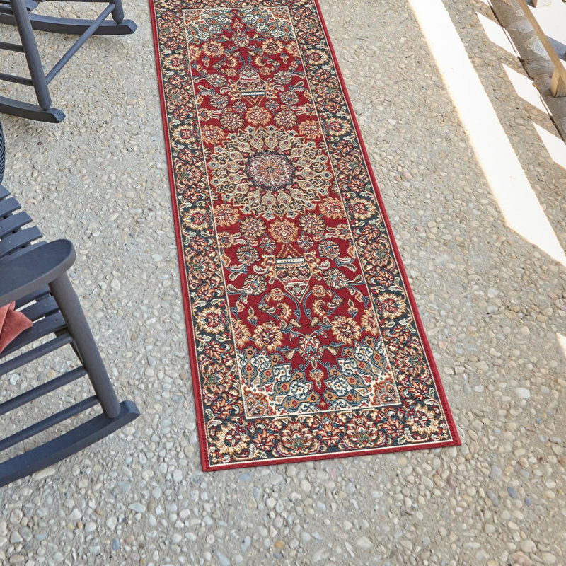 Indoor/Outdoor Traditional Area Rug, Runner 2'7" x 12'