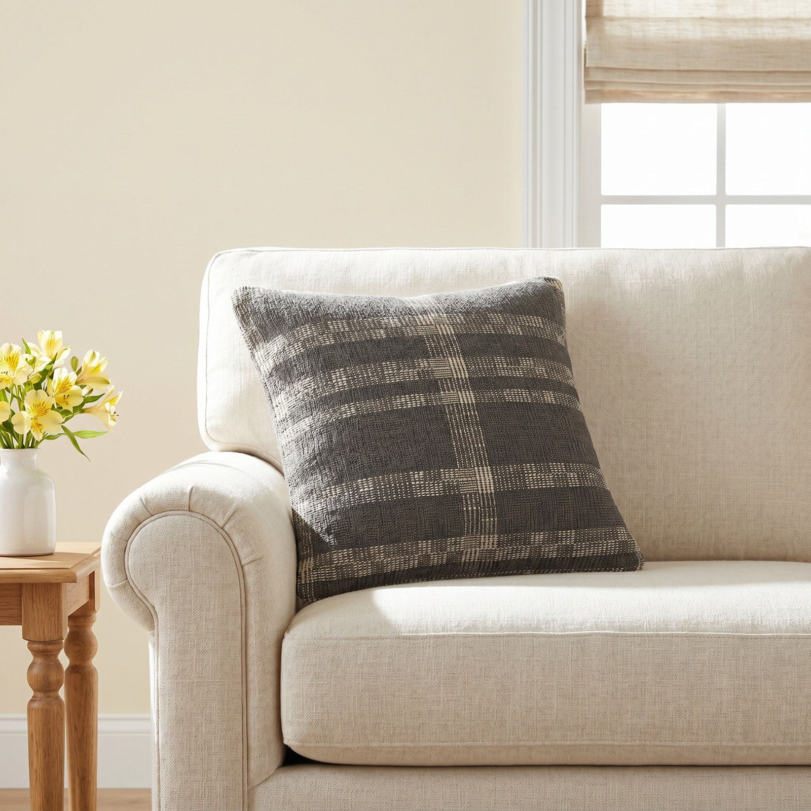 Amber Lewis x Loloi Cove Smoke / Natural Pillow, Polyester/Polyfill