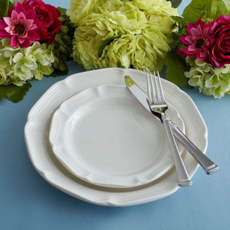 Grande assiette de campagne française Mikasa, 10,75 po, blanc