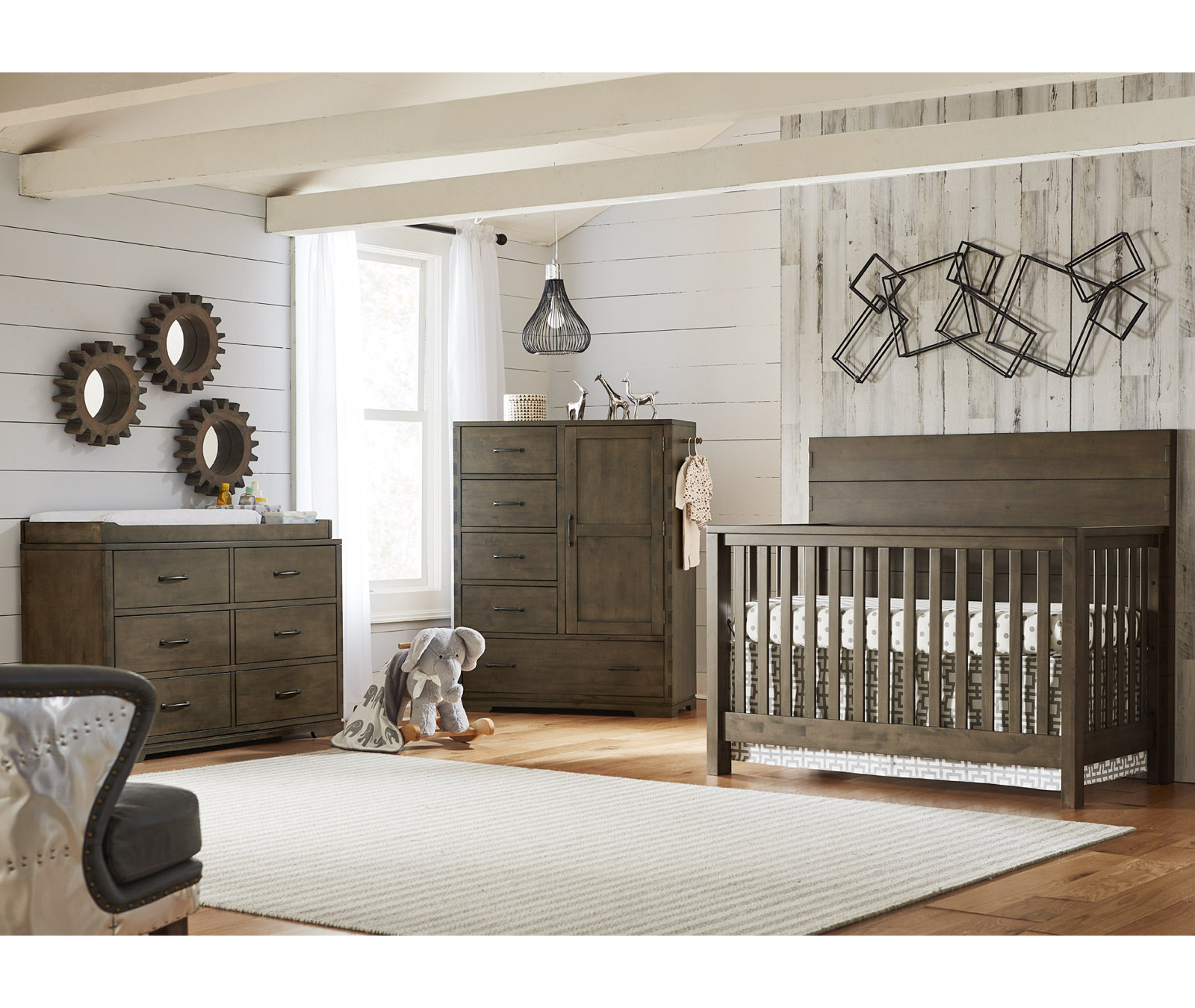 Emmit 4-Drawer Chifferobe