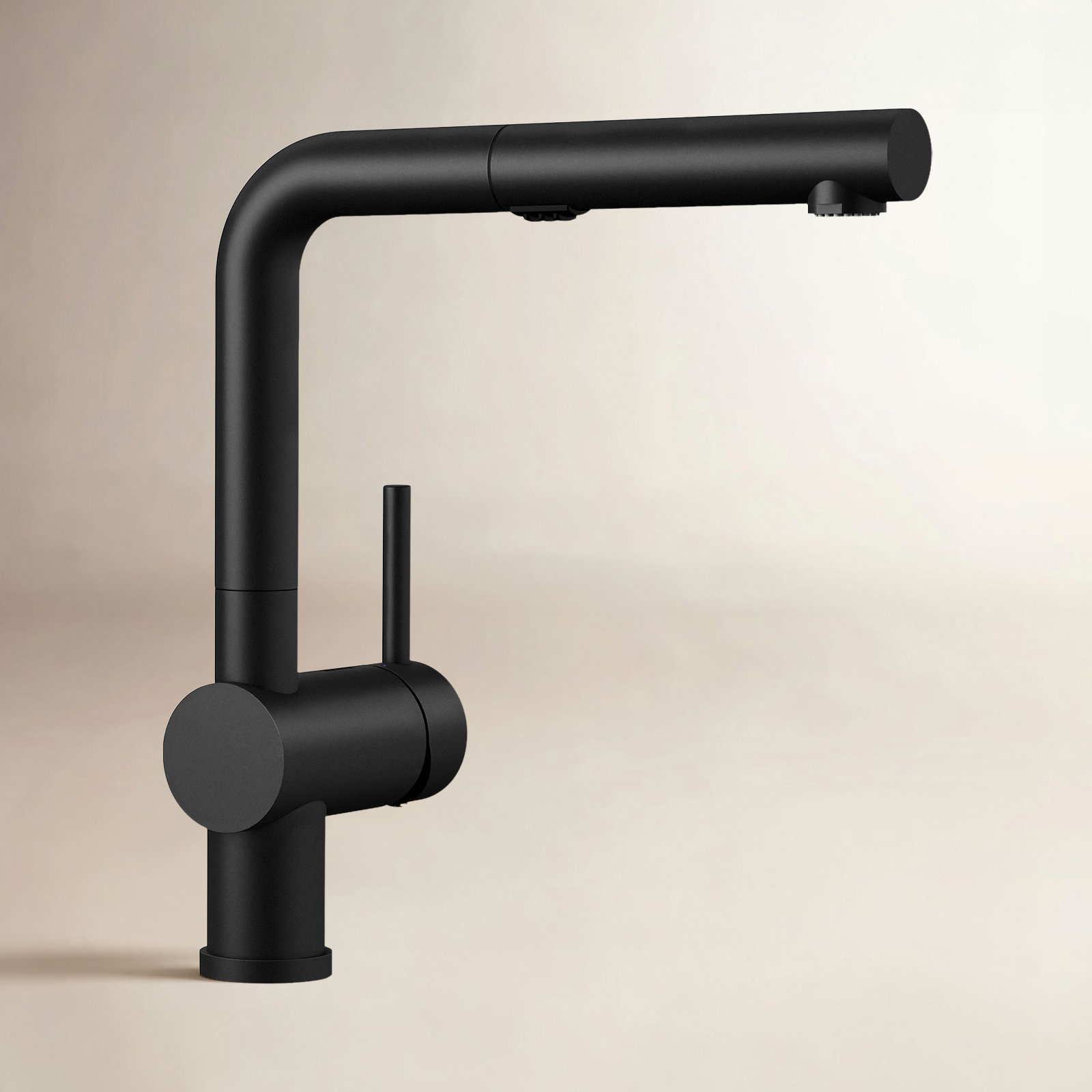Linus Low Arc Pull-Out Kitchen Faucet, Coal Black