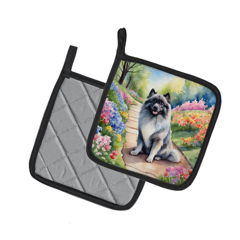 Caroline's Treasures Floral Polyester Potholder Set