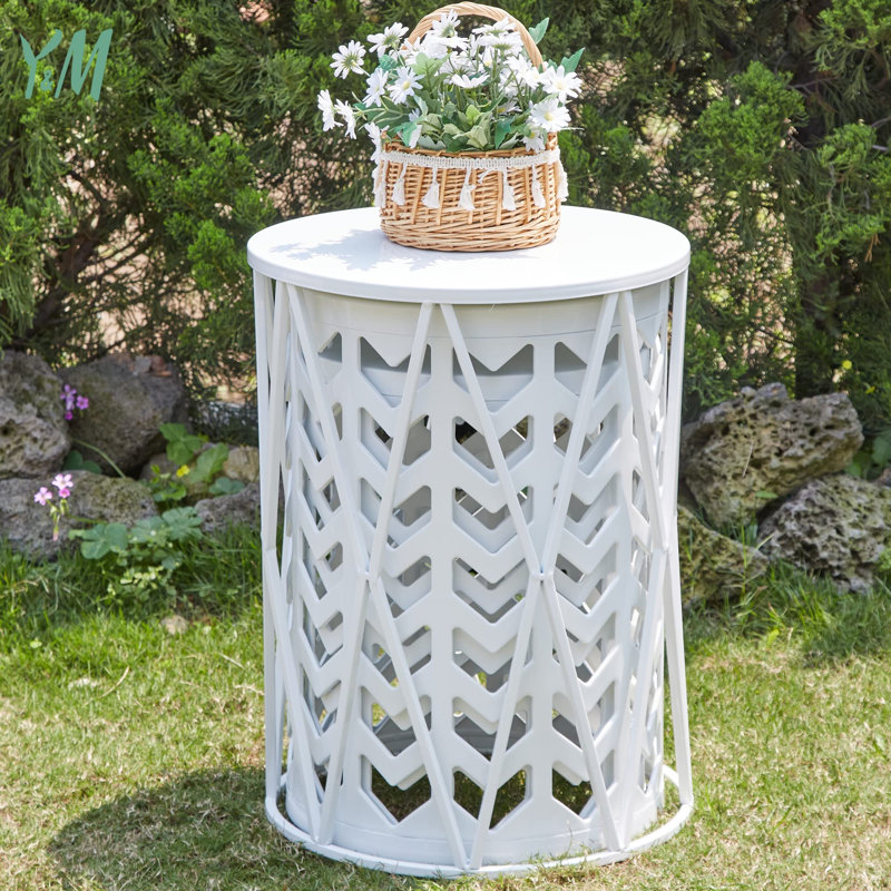 21 tables de bout de hauteur, Blanc