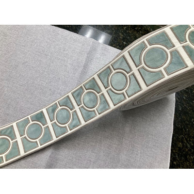 Bande de tissu de broderie en suède avec bordure de 4 po de largeur
