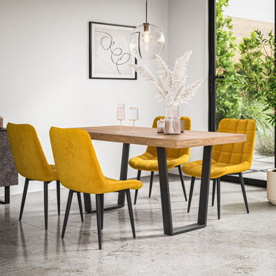 Wapella 6 - Person Dining Set
