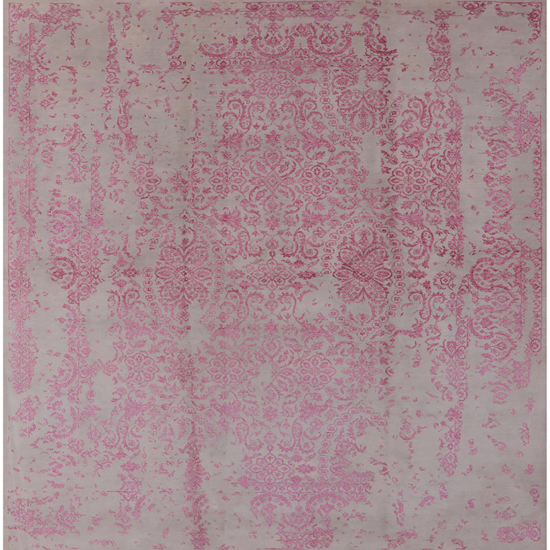 Tapis floral rose / ivoire, Carré 7 pi
