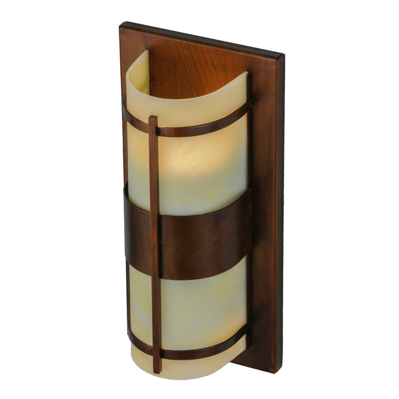 Manitowac 2 - Light Flush Mounted Sconce